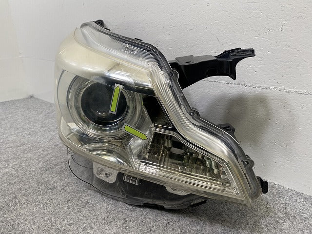 スペーシア カスタム MK32S/MK42S 右 ヘッドライト/ランプ キセノン HID AFS無 レベライザー 刻印N6 ICHIKOH 1872 スズキ(142784)