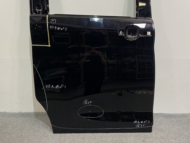 ルークス ハイウェイスター/eKクロススペース/ekスペース B44A/B45A/B47A/B48A B34A/B35A/B37A/B38A 純正 右 リア スライド ドア(142788)