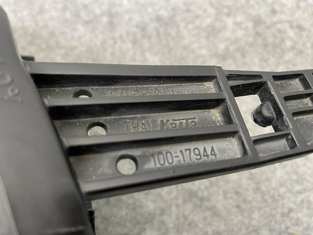 マーチ K13 純正 後期 左 ヘッドライト/ランプ ハロゲン レベライザー KOITO 100-17944 日産(142796)