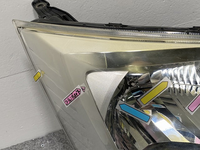ムーヴ LA150S/LA160S 純正 右 ヘッドライト/ランプ ハロゲン レベライザー 刻印SR ICHIKOH 1912 81130-B2560 ダイハツ(142798)