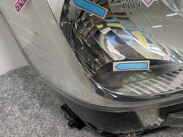 ムーヴ LA150S/LA160S 純正 右 ヘッドライト/ランプ ハロゲン レベライザー 刻印SR ICHIKOH 1912 81130-B2560 ダイハツ(142798)