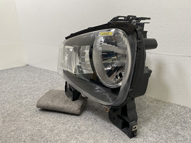 アルト/キャロル HA36S/HA36V/HB36S 純正 右 ヘッドライト/ランプ ハロゲン レベライザー 刻印MG STANLEY W2380 スズキ(142804)