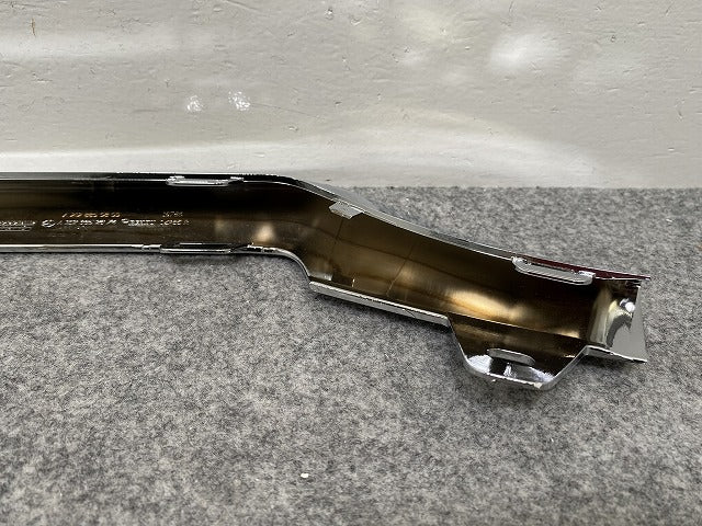新品!Eクラス W212 純正 右 フロント バンパー ロアモール A212 885 28 74 A 2128852874 メッキ メルセデスベンツ(142844)