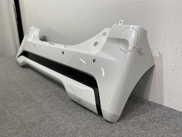 ルークス ハイウェイスター/eKクロススペース B44A/B45A/B47A/B48A B34A/B35A/B37A/B38A 純正 リア バンパー 85022 7NA-0 ホワイト(142849)