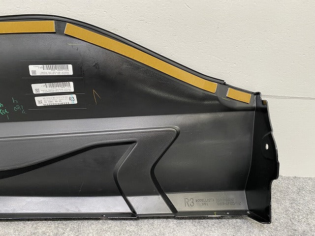 新車取り外し!ヤリスクロス MXPB10/MXPB15/MXPJ10/MXPJ15 純正 右 リアドア サイドパネル MODELLISTA/モデリスタ/76905-KP100(142871)