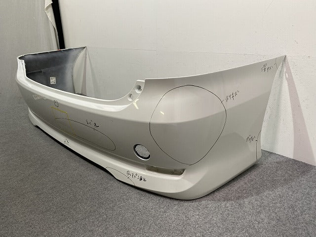エスティマ 50系/ACR50W/ACR55W/GSR50W/GSR55W 純正 リア バンパー 52159-28560 ホワイトパールクリスタルシャイン 070 トヨタ(142906)