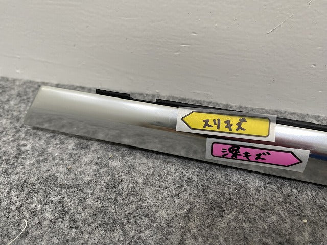 新品!CLSクラス C257 純正 左 フロント ドア ベルトモール A267 725 05 00 A 257725050064 メッキ メルセデスベンツ(142930)