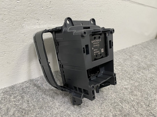 新品!Eクラス W213 2016-2019  コントロール パネル ノブ ダイヤル スイッチ A213 900 83 10 A 2139008310 ブラック ベンツ(142937)