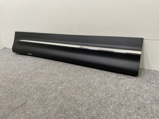 新品!GLB X247 純正 左 フロント ドア サイドパネル A2477274700 A 2477203007 素地/メッキ メルセデスベンツ(142946)