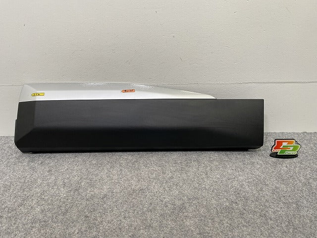 新品!2008 P24/2020- 左 リア ドア サイドパネル 9837637480 98376374YS 素地 プジョー(142947)