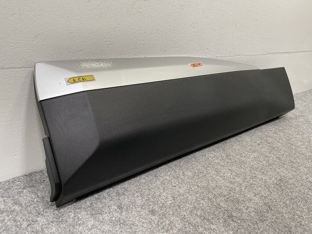 新品!2008 P24/2020- 左 リア ドア サイドパネル 9837637480 98376374YS 素地 プジョー(142947)