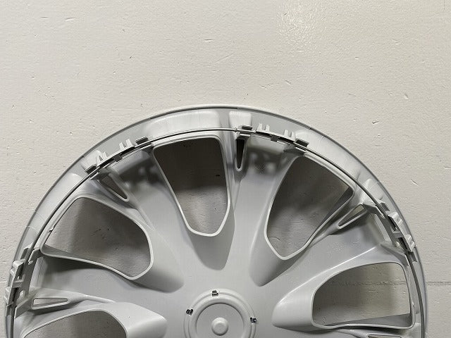 新品!208 純正  ホイールキャップ 15インチ 9808491477 98084914TW シルバー メタリック プジョー(142948)
