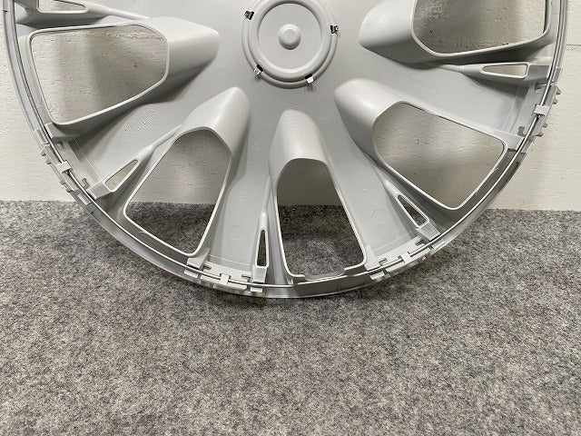 新品!208 純正  ホイールキャップ 15インチ 9808491477 98084914TW シルバー メタリック プジョー(142948)