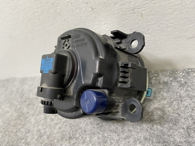 キャラバン NV350 E26 フォグランプ/フォグライト ハロゲン 26150 3XA0B VALEO 90049535 日産(142955)