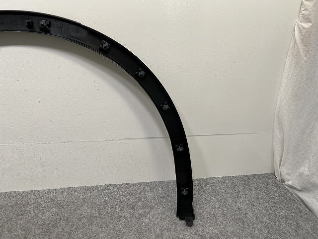 新品!ティグアン 5N系 純正 左 リア フェンダーアーチモール/オーバーフェンダー 5NA854819J 5NA854819J9B9 素地 (142965)