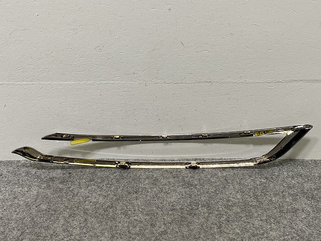 新品!CITROEN/グランド C4 ピカソ 純正 右 フロント クロームバンパーモールディング 202780 1617536780 メッキ シトロエン(142988)