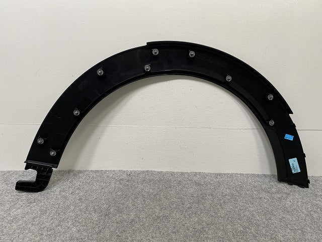 新品!MINI/ミニ F55/F56/F57 純正 左 リア フェンダーアーチモール/オーバーフェンダー 5177 7 300 819 51777300819 素地 MINI(142995)