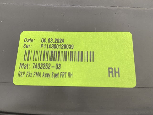 新品!ミニ F55/F56/F57 純正 右 フロント フェンダーアーチモール/オーバーフェンダー 5177 7 300 820 51777403252/51777300820(143009)