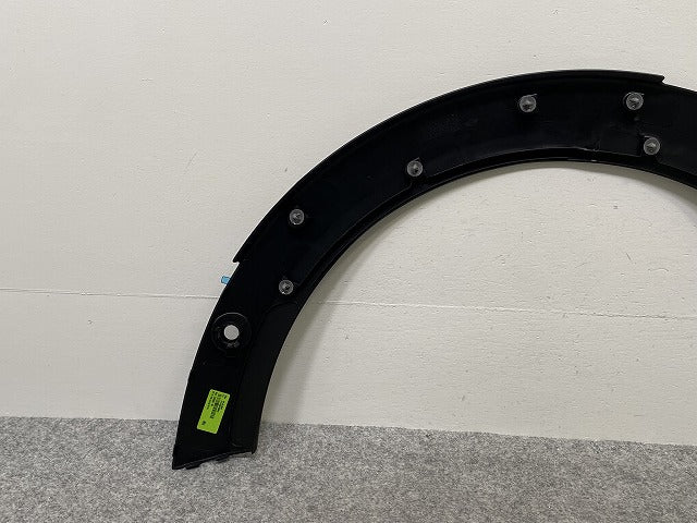 新品!ミニ F55/F56/F57 純正 右 フロント フェンダーアーチモール/オーバーフェンダー 5177 7 300 820 51777403252/51777300820(143010)