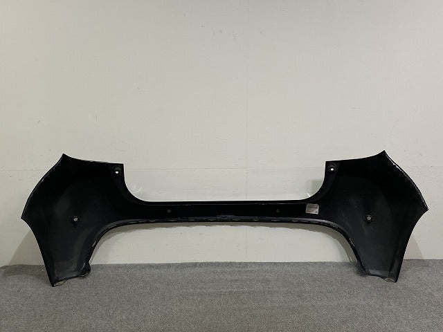 ヤリス KSP210/MXPA10/MXPA15 ハイブリッド/MXPH10/MXPH15 MXPH14/MXPH17 純正 リア バンパー 52159-K0010/20/50 ブラック 202 (143038)