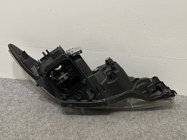 エスティマ アエラス/3型 50系/ACR50W/ACR55W/GSR50W/GSR55W 純正 中期 左 ヘッドライト/ランプ キセノン HID レベライザー AFS無 (143058)