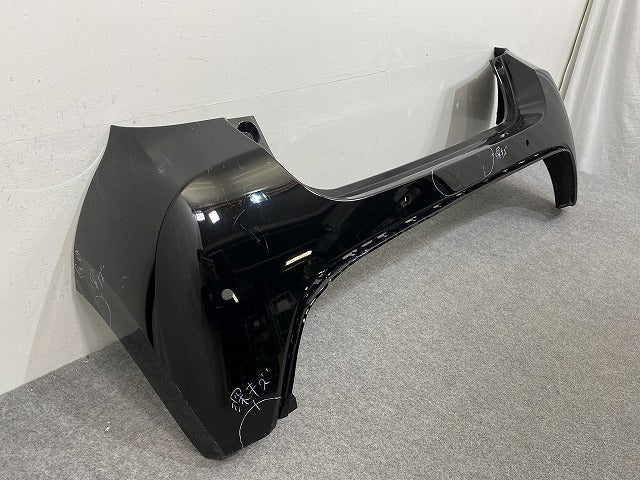 ヤリス KSP210/MXPA10/MXPA15 ハイブリッド/MXPH10/MXPH15 MXPH14/MXPH17 純正 リア バンパー 52159-K0010/20/50 ブラック 202(143116)
