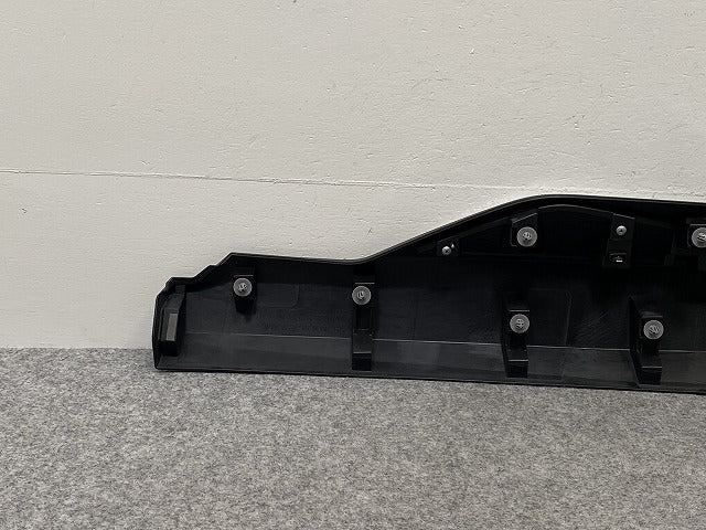 エクストレイル/X-TRAIL T33/SNT33 純正 左 リア ドア サイドパネル 82871 6RA0B 82871-6RA0B 素地/メッキ 日産(143136)