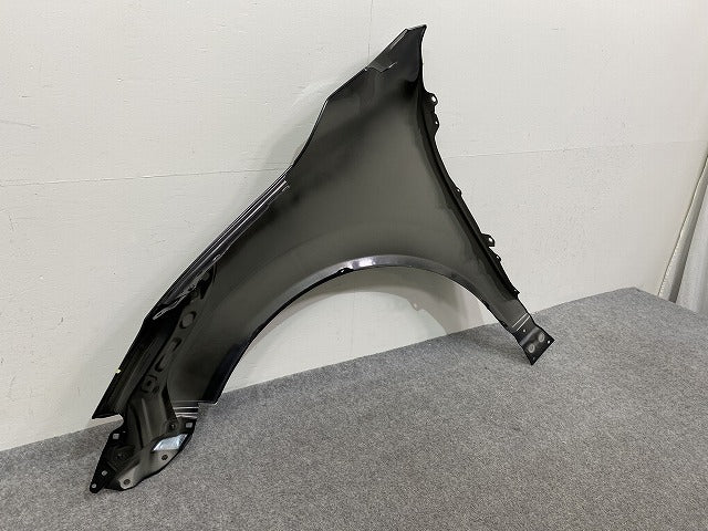 ハリアー 80系/MXUA80/MXUA85 ハイブリッド/AXUH80/AXUH85 PHEV/AXUP85 純正 右 フロント フェンダー プレシャスブラックパール (143162)
