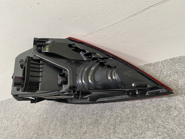 新品!ザ・ビートル 16系/16CBZ 純正 右 テールランプ/ライト/レンズ LED HELLA 5C5.945.096 H 5C5945096H フォルクスワーゲン(143184)
