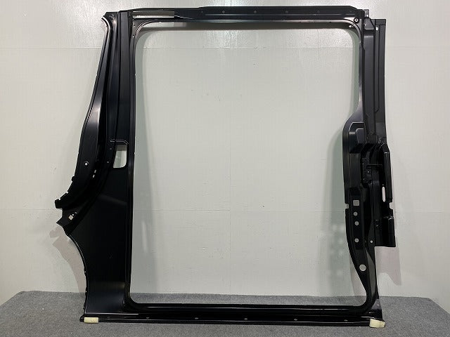 キャラバン NV350 標準 E26 純正 右 サイドボディーパネル G7418-5YMMB G7418-5YMMB 未塗装 日産(143185)