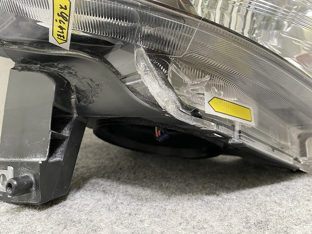タント カスタム/シフォン カスタム トップエディション LA600S/LA610S LA600F/LA610F 純正 右 ヘッドライト LED 刻印XZ 100-51392(143196)