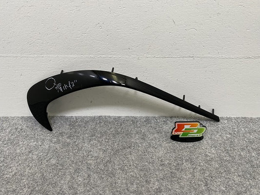 新品!Aクラス W176/AMG 純正 右 フロント グリルモール/ラジエーターグリルモール A176 885 5000 A 1768855000 ブラック ベンツ(143236)