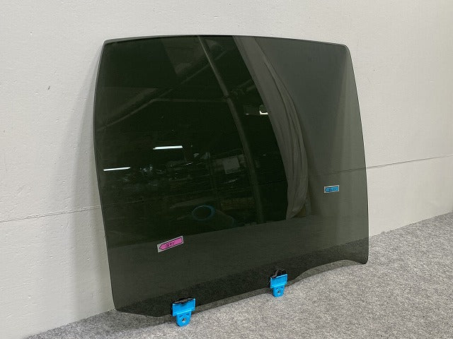 オーラ AURA/ノート NOTE FE13/FSNE13/E13/SNE13 純正 右 リア ガラス 43R-003021 日産(143254)
