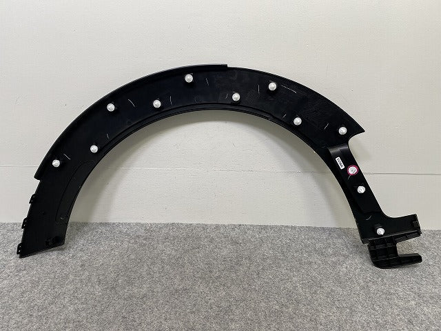新品!ミニ クラブマン(F54) 純正 右 フロント フェンダーアーチモール/オーバーフェンダー 7348906 51777348906 素地 MINI(143274)
