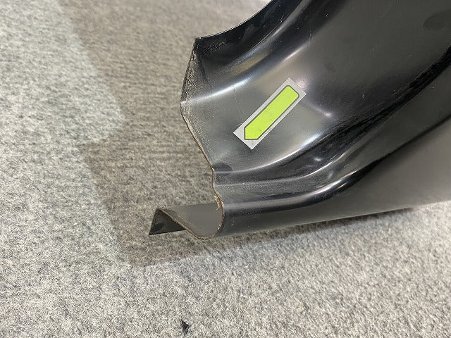 キャラバン NV350 E26 純正 右 Bピラー 未塗装 日産(143320)