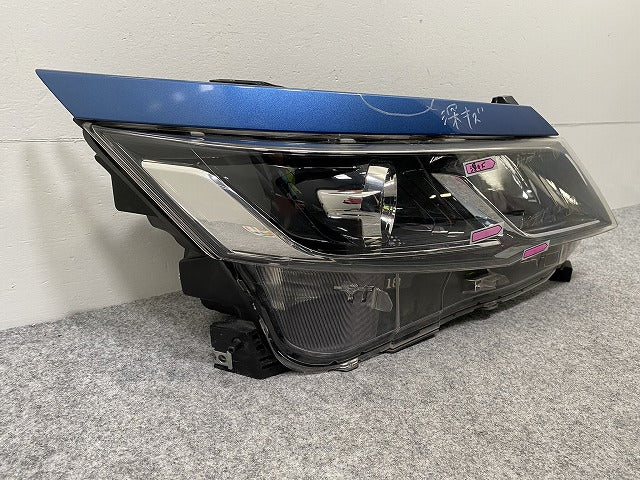 セレナ ハイウェイスター/S/X/G/XV/C27/純正 前期 右 ヘッドライト/ランプ LED レベライザー 刻印Z 100-23721 26025-5TF5A RAW(143332)