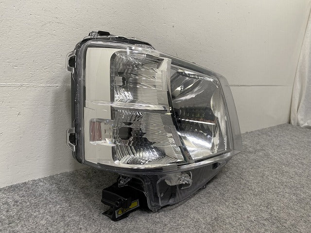 ハイゼット/ハイジェット/サンバーバン/ピクシスバン S700V/S710V 純正 右 ヘッドライト ハロゲン 刻印ハR A010/81110-B5200(143333)