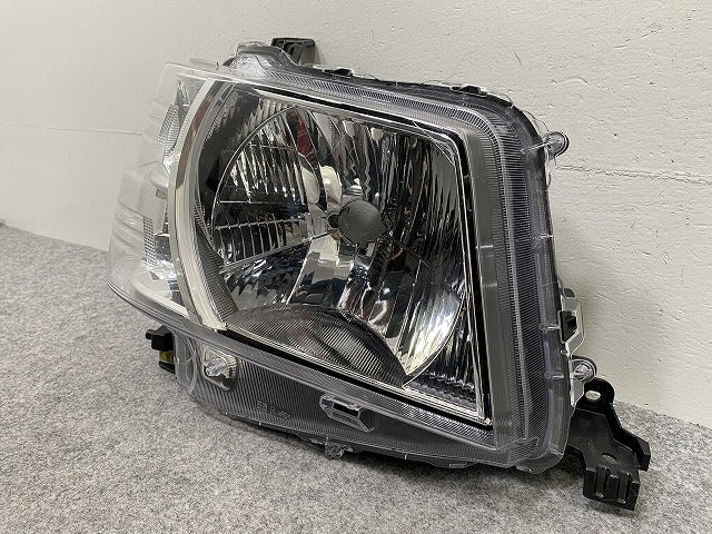 ハイゼット/ハイジェット/サンバーバン/ピクシスバン S700V/S710V 純正 右 ヘッドライト ハロゲン 刻印ハR A010/81110-B5200(143333)