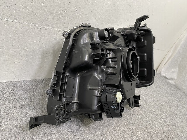 ハイゼット/ハイジェット/サンバーバン/ピクシスバン S700V/S710V 純正 右 ヘッドライト ハロゲン 刻印ハR A010/81110-B5200(143333)