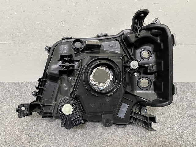 ハイゼット/ハイジェット/サンバーバン/ピクシスバン S700V/S710V 純正 右 ヘッドライト ハロゲン 刻印ハR A010/81110-B5200(143333)
