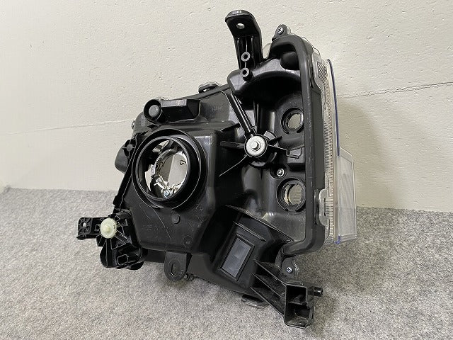 ハイゼット/ハイジェット/サンバーバン/ピクシスバン S700V/S710V 純正 右 ヘッドライト ハロゲン 刻印ハR A010/81110-B5200(143333)