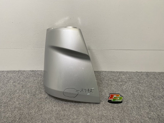 キャンター FEB50/80 純正 右 フロント コーナーパネル/コーナーカバー MK617933 シルバー メタリック 三菱ふそう(143337)