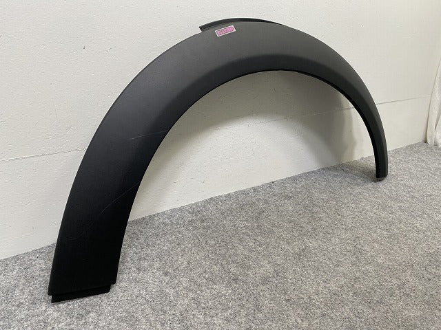 新品!R55 クラブマン R56 3ドア R57/R58/R59 純正 右 フロント フェンダーアーチモール/オーバーフェンダー 146149-10 51777349422143352)