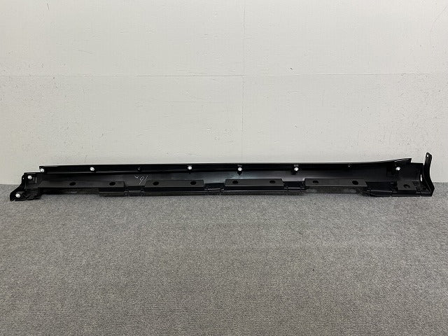 新車取外し!ハリアー 60系/ZSU60W/ZSU65W/ASU60W/ASU65W ハイブリッド/AVU65W 純正 右 サイドステップ/サイドスカート 75851-48020(143369)