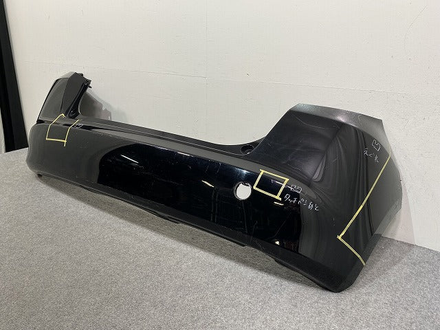 フィット GE6/GE7/GE8/GE9 ハイブリッド/GP1/GP4 純正 前期 リア バンパー 71501-TF0-0000 クリスタルブラックパール NH731P(143375)