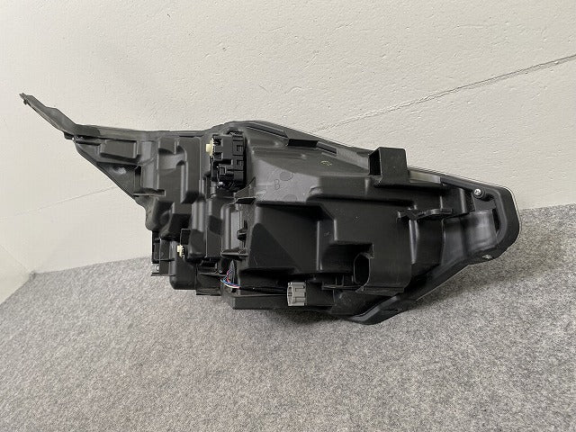 デイズ ハイウェイスター B44W/B45W/B47W/B48W 純正 左 ヘッドライト/ランプ LED レベライザー 刻印B KOITO 100-23776 日産(143415)