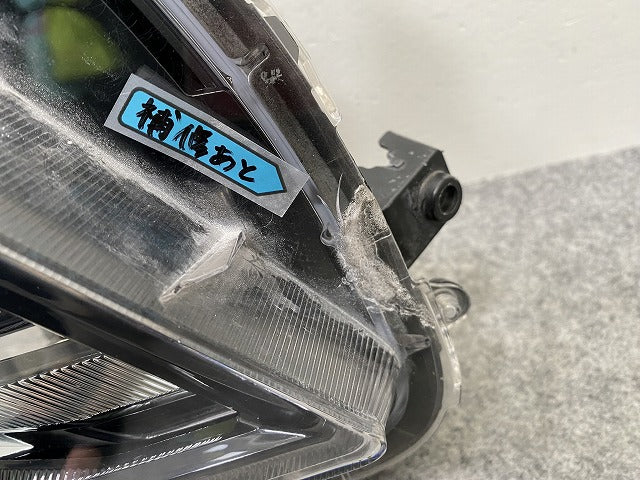アルファード S/ハイブリッド 30系/AGH30W/AGH35W/GGH30W/35W/AYH30W 純正 前期 右 ヘッドライト/ランプ LED  58-60/81110-58370(143421)