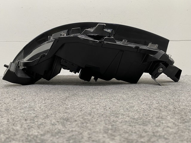 セレナ ハイウェイスター/X/XV/C28/NC28/GC28 e-POWER/ルキシオン/FC28/FNC28/GFC28 純正 右 ヘッドライト LED 刻印E 100-2379Y (143428)