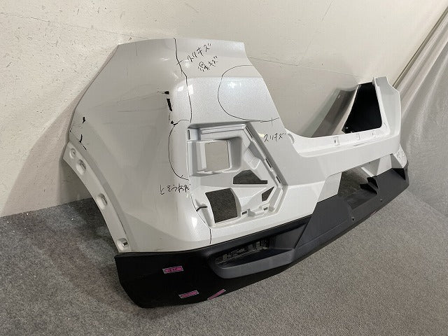 ライズ/ロッキー A200S/A210S/A200A/A210A/A202A 純正 リア バンパー 52169-B1030 シャイニングホワイトパール W25 トヨタ(143464)