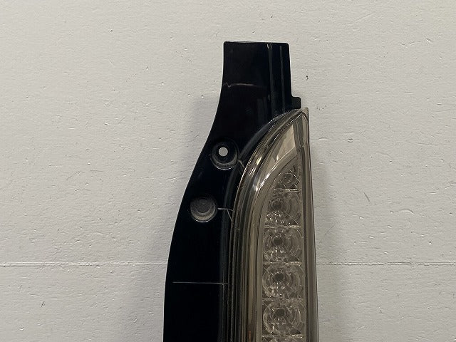 スペーシア カスタム/フレアワゴンカスタムスタイル MK32S/MK42S/MM32S/MM42S 純正 前期 右 テールランプ/ライト/LED 220-59295(143472)